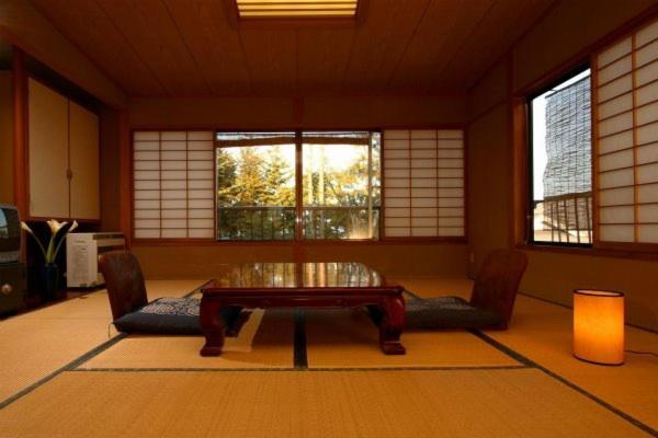 Matsunoi Ryokan Kusatsu  Esterno foto